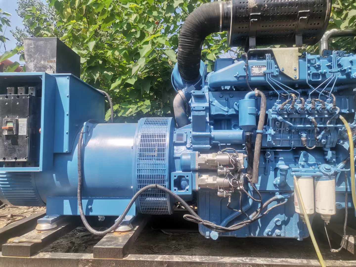 舒兰详细说明降低 800kW 柴油发电机输出电流波动的方法